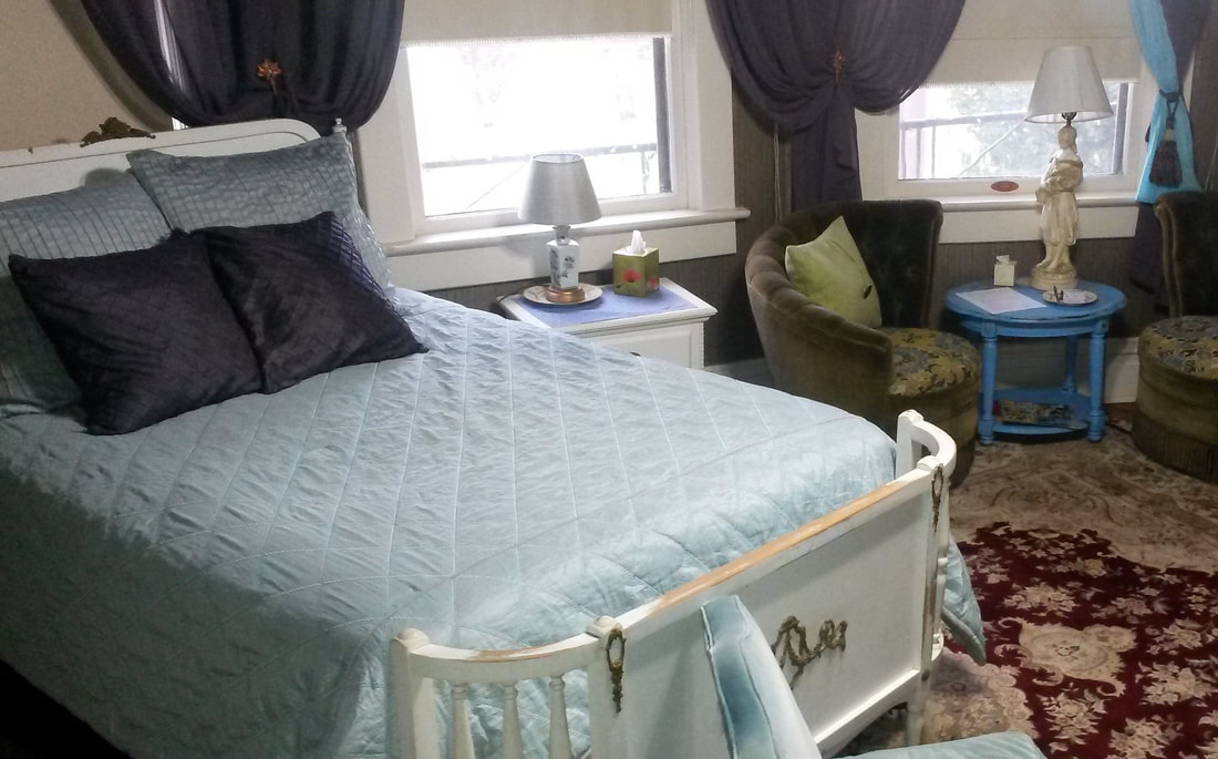 Finley Queen bed